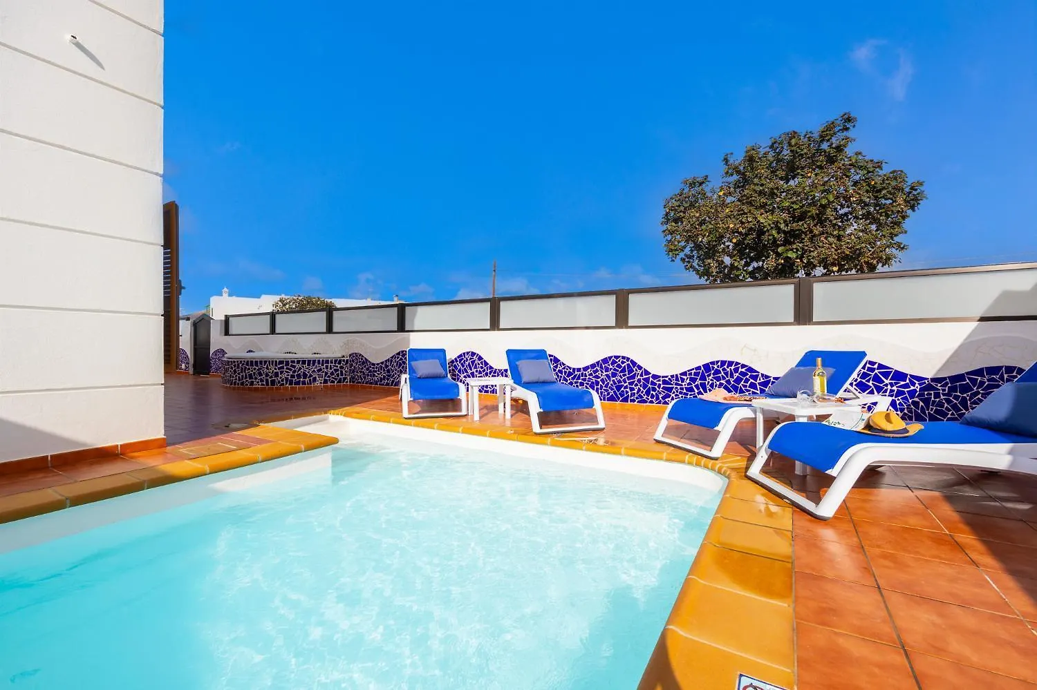 Villa Dulce Tias 0*,